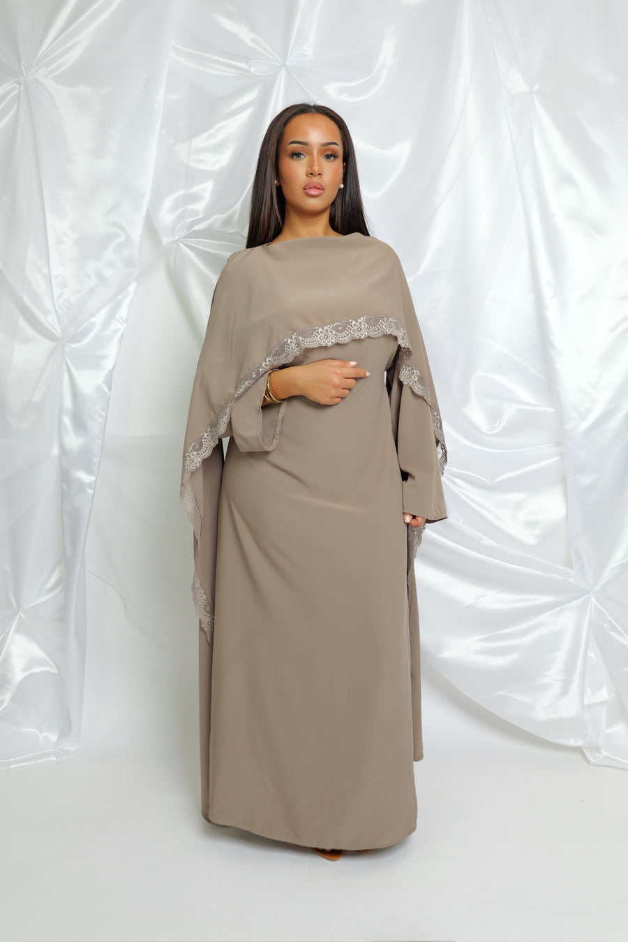 Abaya style Cape Princess Dentelle