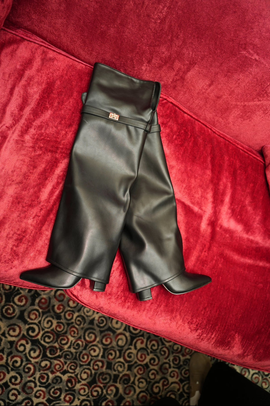 Bottes très haute à talons - black