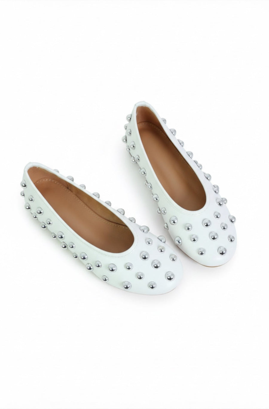 Ballerines à clous métalliques
