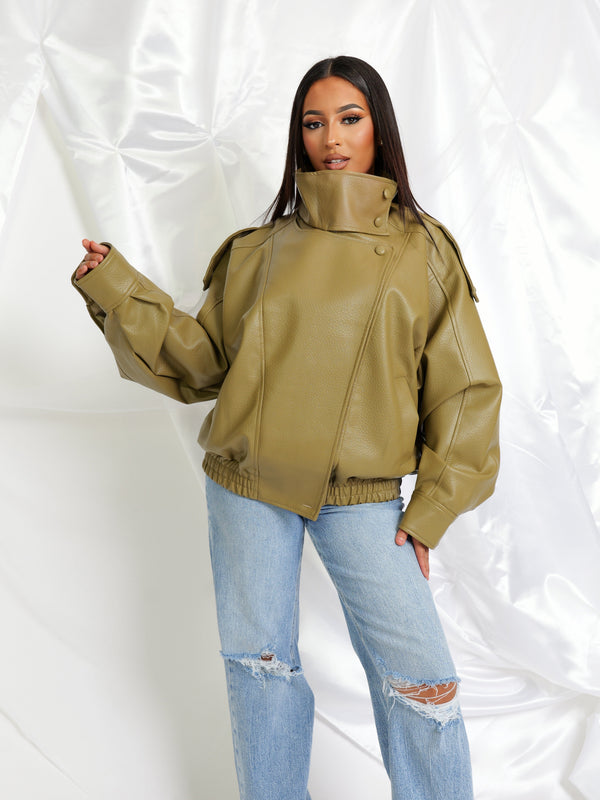 Veste Éden