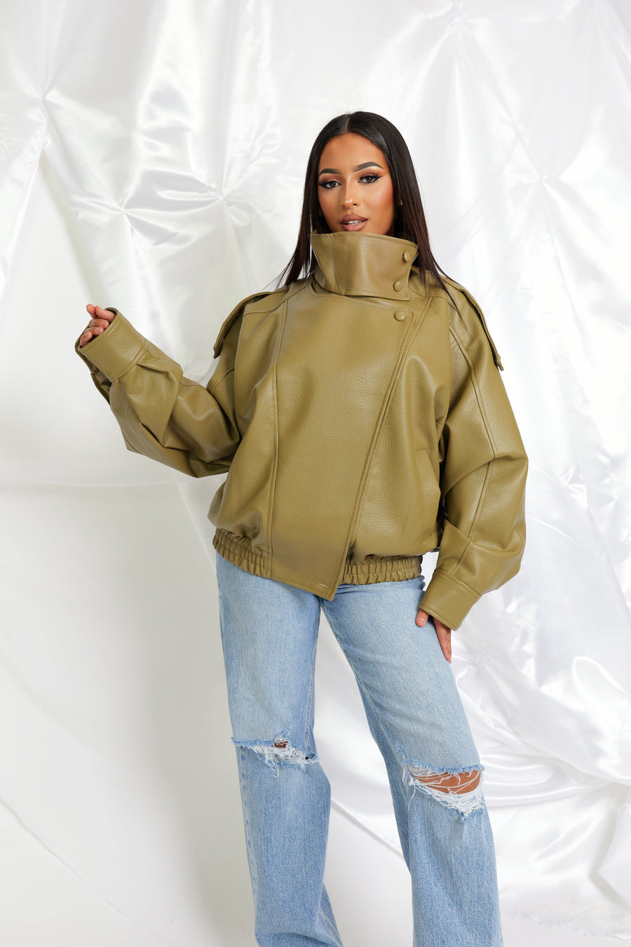 Veste Éden