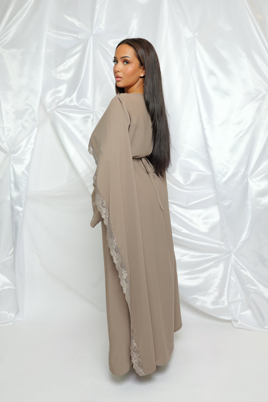 Abaya style Cape Princess Dentelle