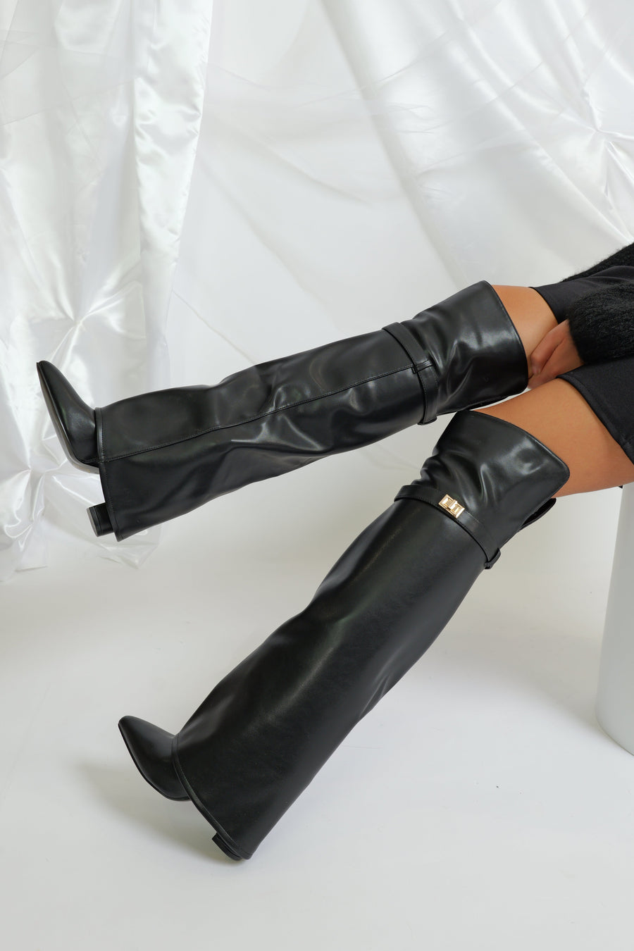Bottes très haute à talons - black