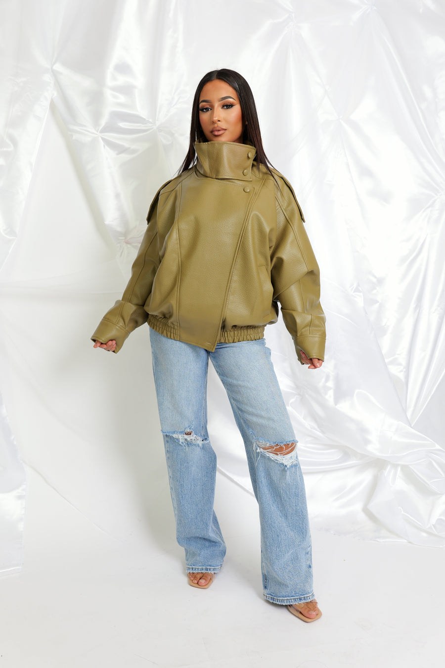 Veste Éden