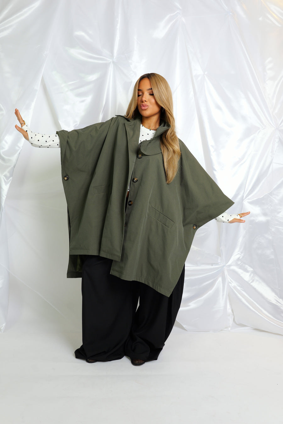 Trench coupe cape