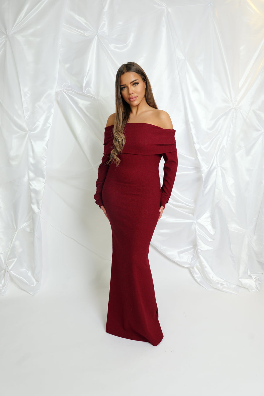 Robe reine bordeau